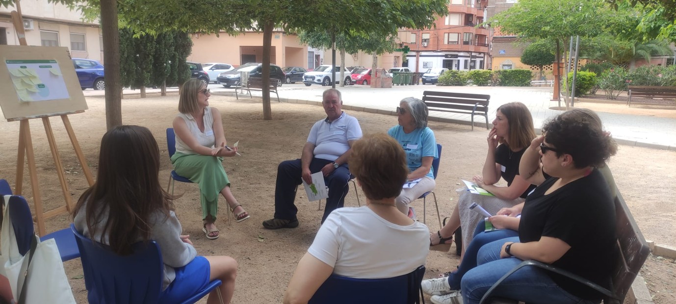 Primera reunión del equipo de coproducción proyecto quiero vivir en este barrio.