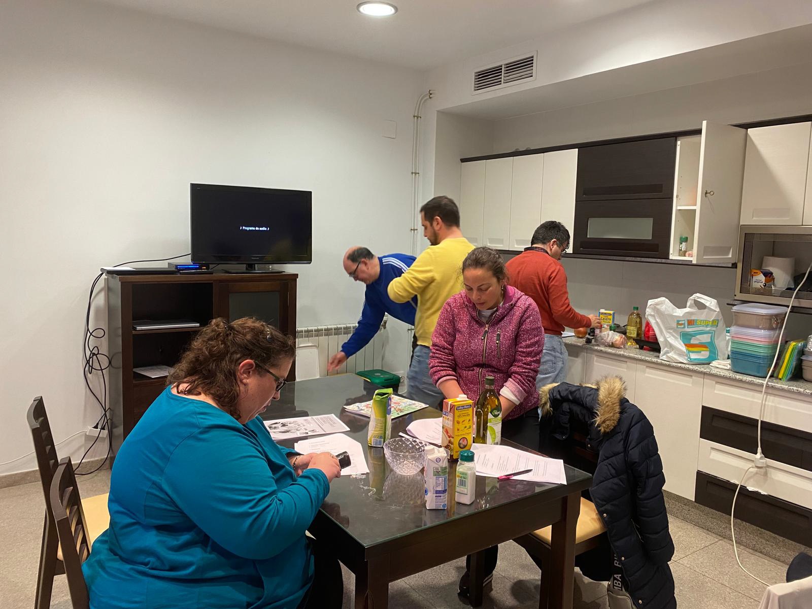 Personas en taller formativo de vida independiente