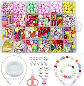 Pequeñas figuras, con las que se puede crear las pulseras